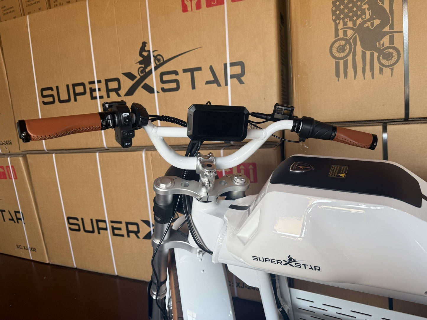 Super X Star Tankrunnner - White - Super X Star